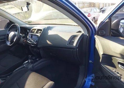 2016 Mitsubishi Outlander Sport 2.4 Es z USA, uszkodzony, nr VIN JA4AP3AW1GZ023923